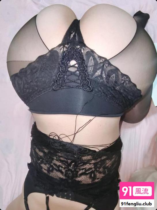 体验丰乳肥臀少妇